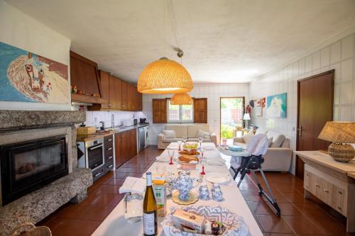 Η κουζίνα ή μικρή κουζίνα στο Quinta de Carvalhal - Casa da Vinha