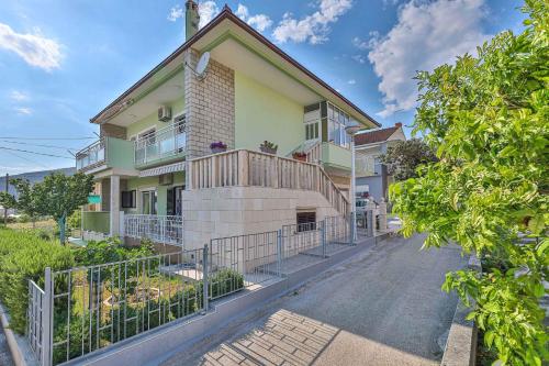 Apartment in Trogir 7406