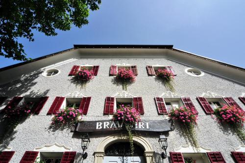 Gallery image of Hotel Gasthof Bräuwirth in Bergheim