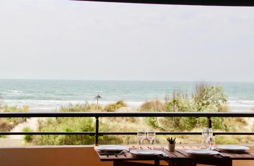 LE PALM - 1 ère ligne vue mer - Exceptionnel P2 cabine