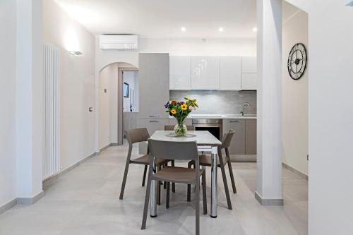 Kuchyň nebo kuchyňský kout v ubytování Versilia Residence - Colombo