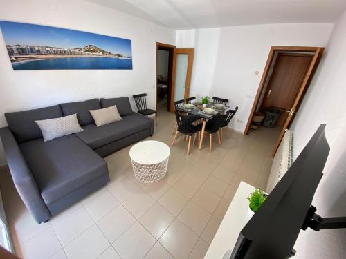 Ruang duduk di Apartamentos AR Isern
