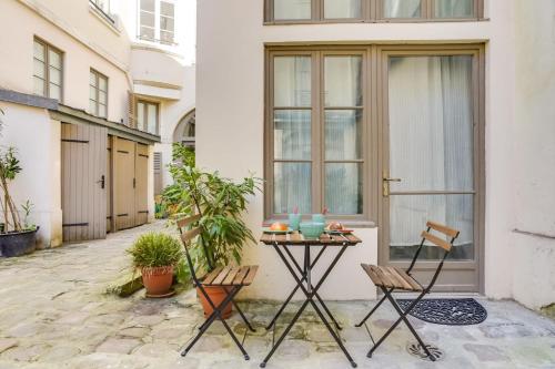 Beautiful Duplex Apt - 5 mins to Grand Rex