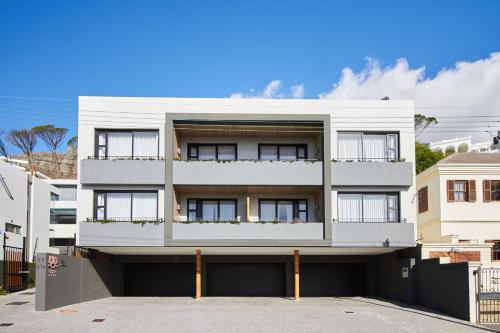 Gallery image of Central Beach Villas in Cape Town