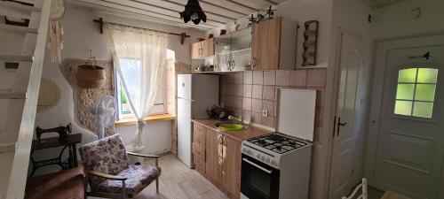 Dapur atau dapur kecil di Life takes us to unexpected places