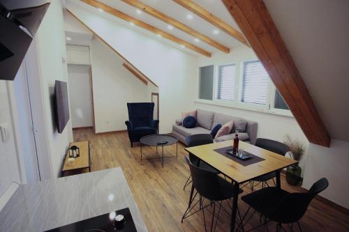 New Split Central Apartments Jakov & Niko