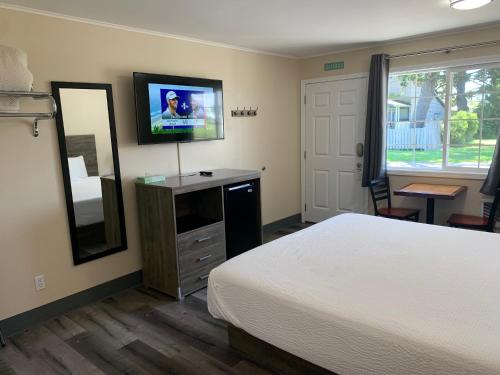 Gallery image of Coastal Inn and Suites in Long Beach