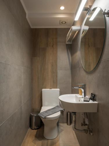 Bilik mandi di Plaza 1866 Superior City Rooms