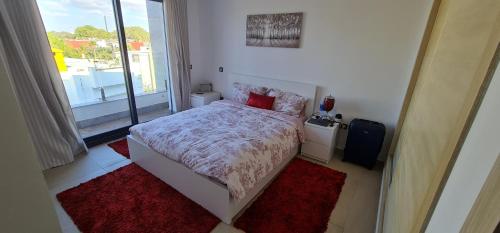 Postel nebo postele na pokoji v ubytování Appartement neuf haut standing vue mer