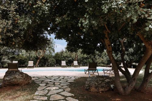 Ein Garten an der Unterkunft Masseria Garrappa