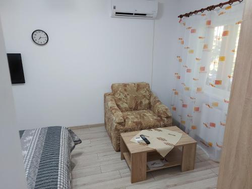 Χώρος καθιστικού στο STUDIO ELLA