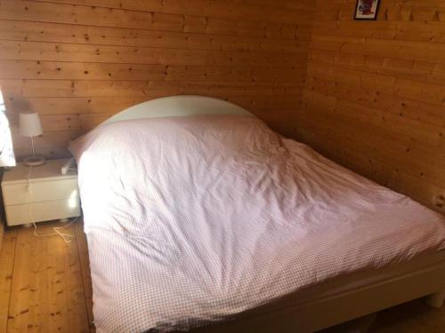 Cama o camas de una habitación en Beautiful 3-Bed Cottage in Tipperary