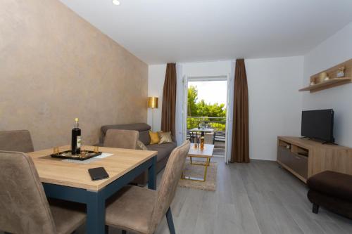 Φωτογραφία από το άλμπουμ του Apartments Vicin σε Brela