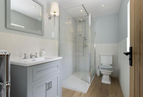 Un baño de Little Tithe