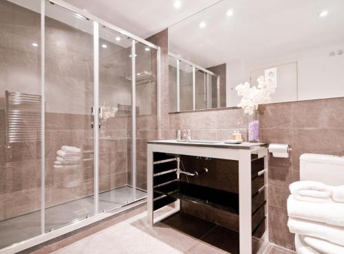 Spacious Apartment in Argüelles, Madrid