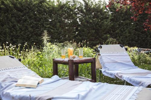 Pet and Breakfast Pet Friendly Country Houseにある庭