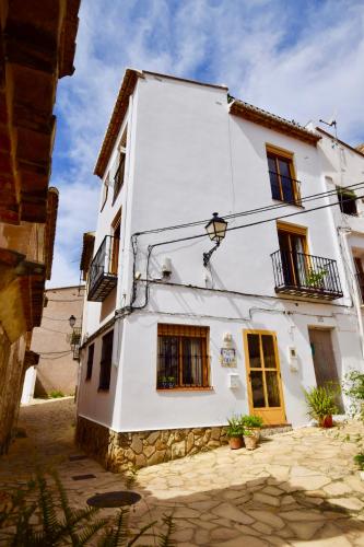 Casa El Cielo, in the heart of Old Town, Chulilla ...