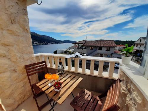 Gallery image of Holiday Beach House in Grebaštica