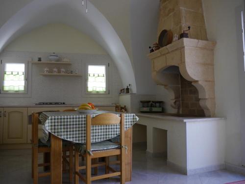 Кухня или мини-кухня в Casa Destradis B&B
