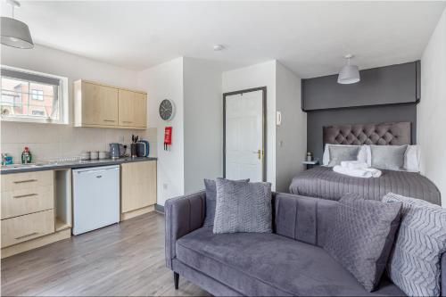 Guest Homes - New Street Accommodation