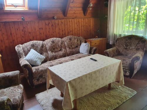 Gallery image of Dwa prywatne domki letniskowe nad Jeziorem Łukcze in Krasne Kosów