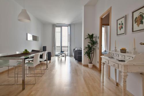 Habitat Apartments Alibei