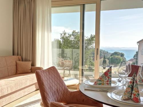 Fotografie z fotogalerie ubytování Villa NOVAMARIN - heated pool, sauna, garden v destinaci Drage