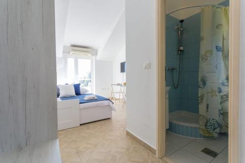 Koupelna v ubytování Studio Apartman Blue View