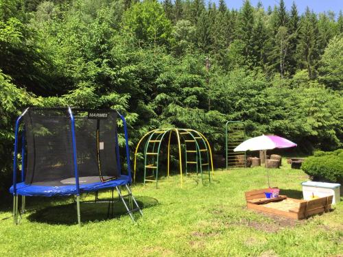 Taman di luar Horská Chata Pod Lanovkou