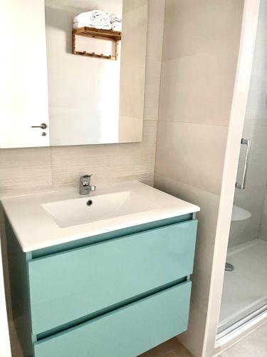 Covento Beach 2, centro con garage y patio