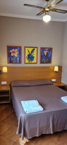 Apart-Hotel Miramar, Badalona, Spain - Booking.com