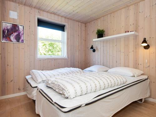 FalenにあるThree-Bedroom Holiday home in Hemmet 74のギャラリーの写真