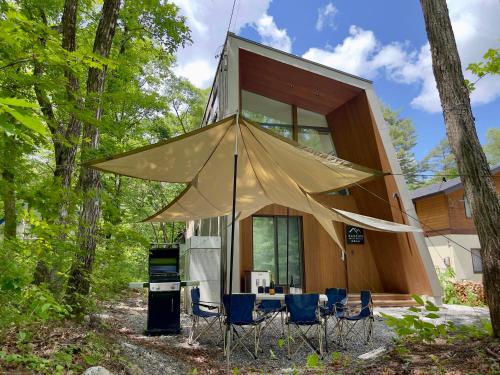 Sanzan Chalet by Hakuba White Fox Company
