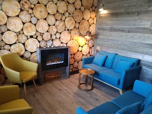 Zona de estar de Montchavin La Plagne, pistes 50m, balcon vue Mont Blanc