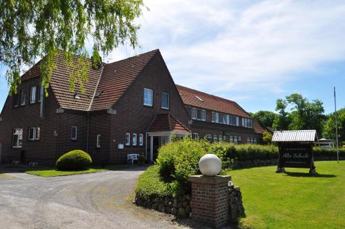 Сад в Landhotel Alte Schule - Hotel Garni