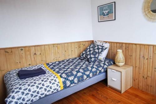 Ένα ή περισσότερα κρεβάτια σε δωμάτιο στο Appartement COSY - HYPER CENTRE du Havre