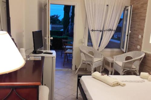 Foto Luxurious Independent Room and Garden 4