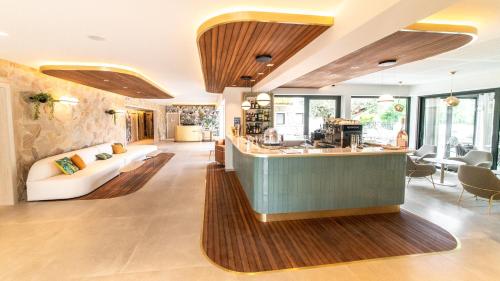 Gallery image of Ilot du Golf BW Premier Collection in Mandelieu-la-Napoule