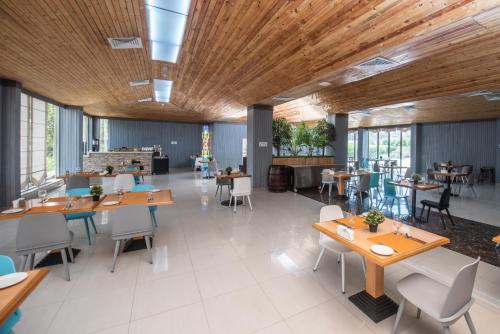 Restaurace v ubytování BM Beach Hotel