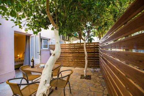 Limonero New City Apartment 1 with Private Parking