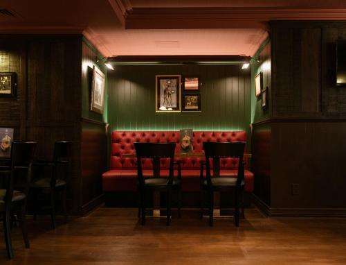 Ruang duduk di The Malone Hotel