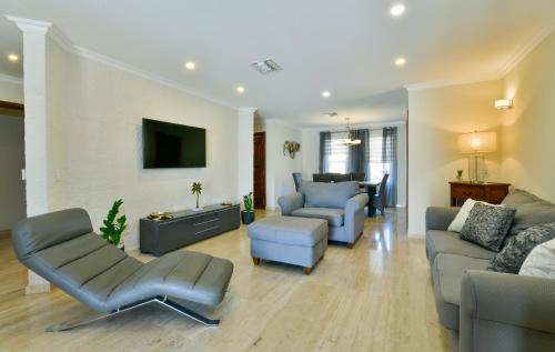  Villa Thalis -  Room  picture :   Air conditioning    Washing machine    Kitchen                   