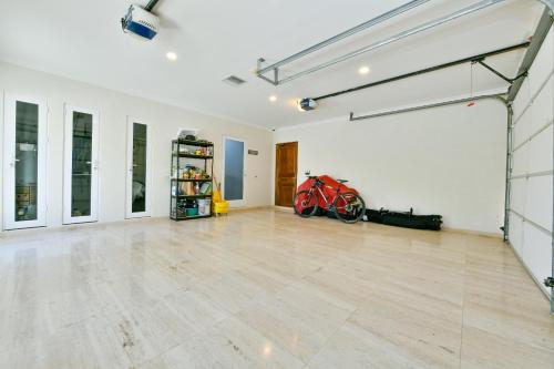  Villa Thalis -  Room  picture :   Air conditioning    Washing machine    Kitchen                   