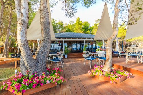 Un restaurant sau alt loc unde se poate mânca la ECUADOR Resort