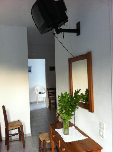 Televisyen dan/atau pusat hiburan di Oasis Azolimnos