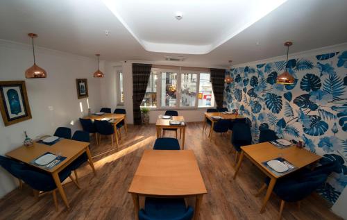 Et opholdsområde på Nevi Hotel & Suites Istanbul Taksim