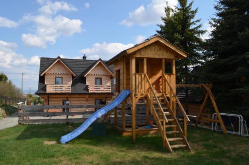 Herní místnost nebo prostor pro děti v ubytování Dwór Pan Tadeusz