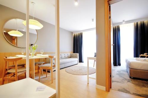 Area tempat duduk di Balteus Boutique Apartments