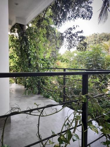 Μπαλκόνι ή βεράντα στο Weligama Bay Watsila Resort