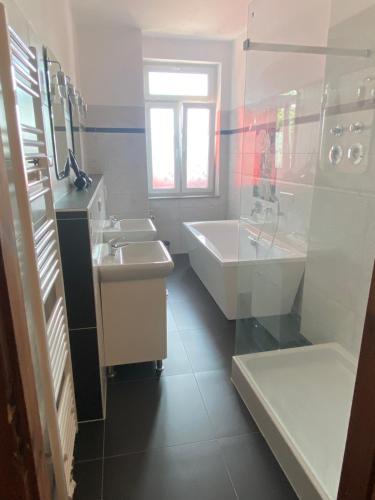 Ένα μπάνιο στο Spremberger City Ferienwohnung